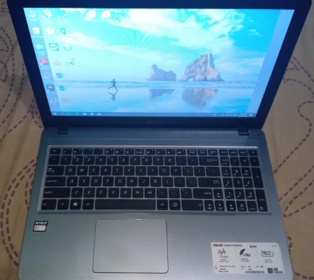 Laptop ASUS X540YA AMD E1-7010 R2